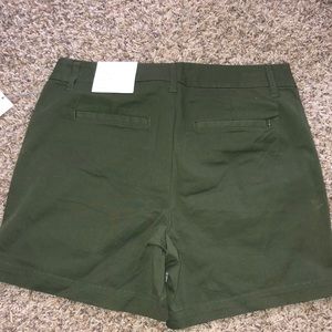 green A New Day chino shorts NWT